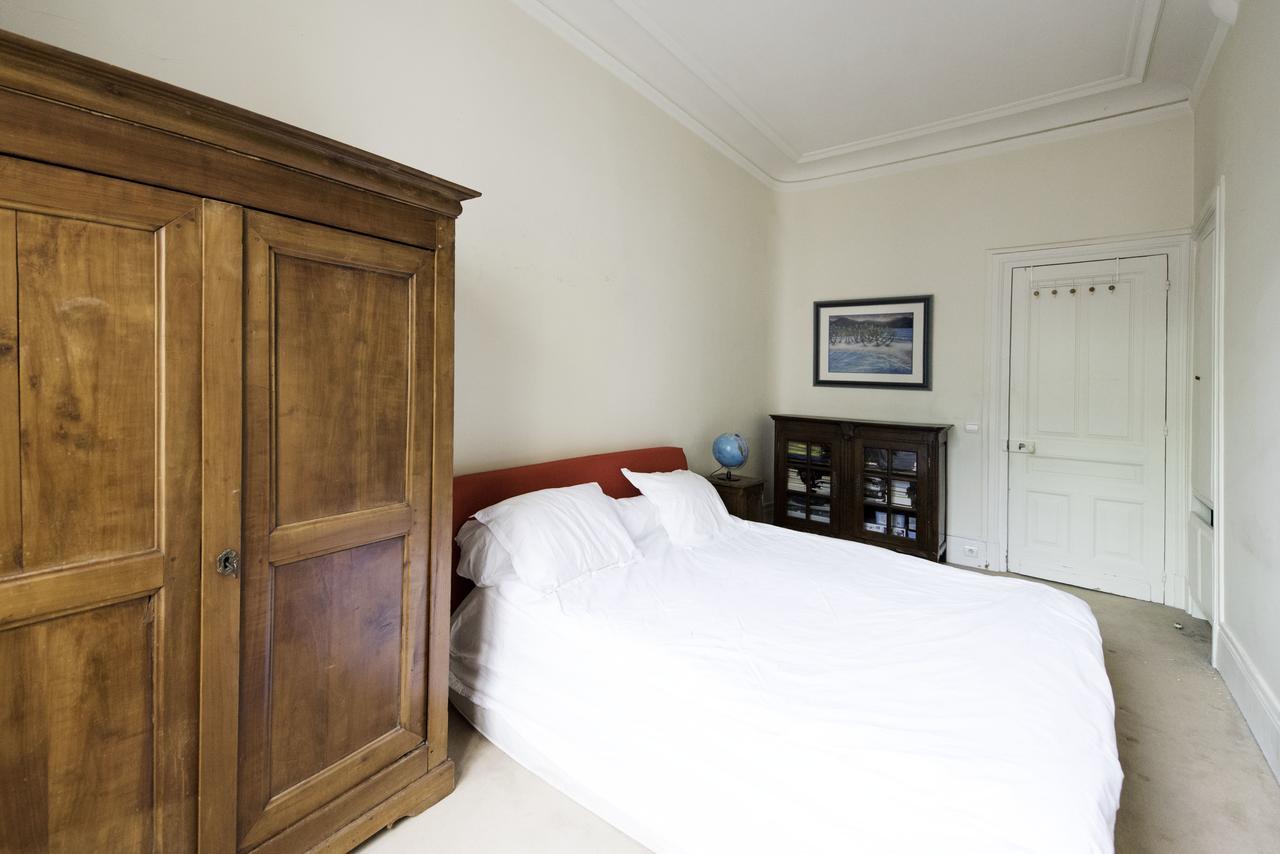 Veeve - Champs-elysees Hideaway Apartment
