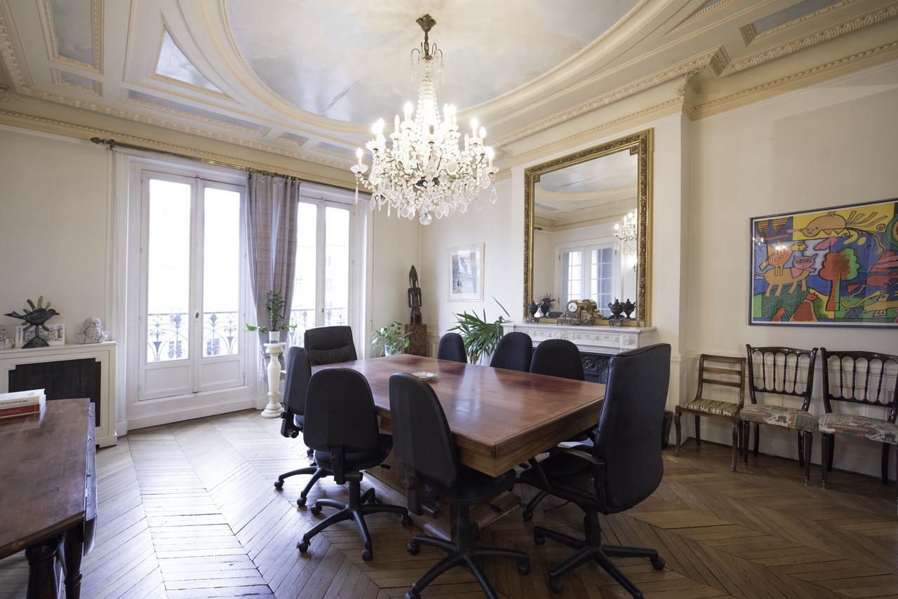 Apartment Veeve - Champs-elysees Hideaway *